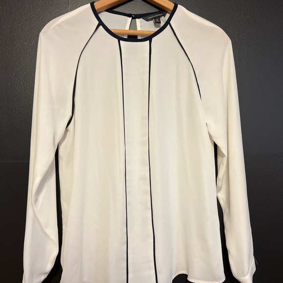 Banana Republic Piping Blouse - Picture 2 of 16
